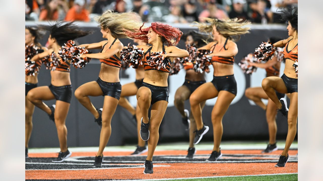 Cincinnati BenGals Cheerleaders Photos from Preseason Week 2