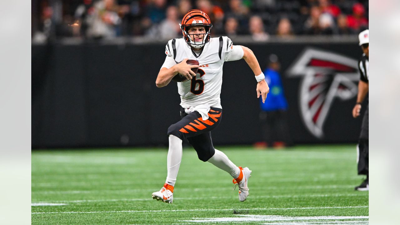 Cincinnati Bengals quarterback Trevor Siemian works out prior to an NFL  preseason football game between the Cincinnati Bengals and the Washington  Commanders, Saturday, Aug. 26, 2023, in Landover, Md. (AP Photo/Julio Cortez