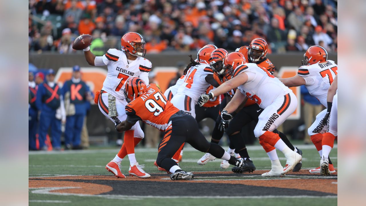 Cleveland Browns battle cross state Ohio rival Cincinnati Bengals Sunday