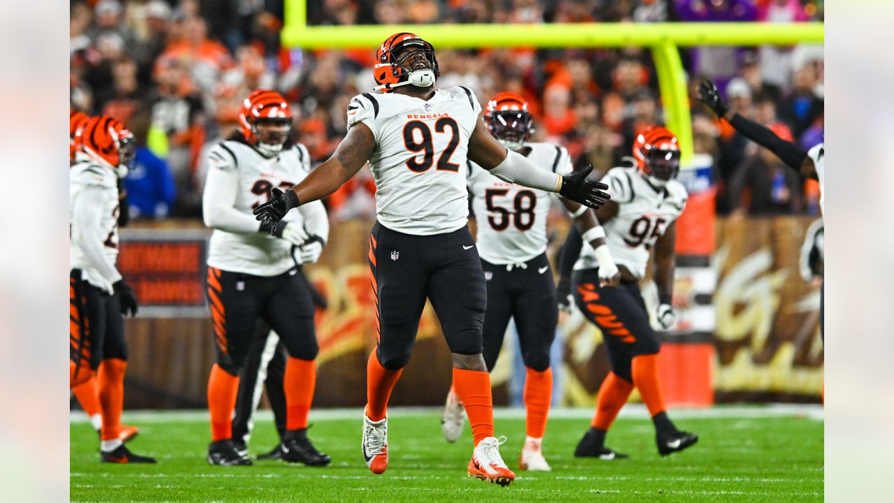 PHOTOS: Bengals at Browns for AFC North Monday Night Primetime