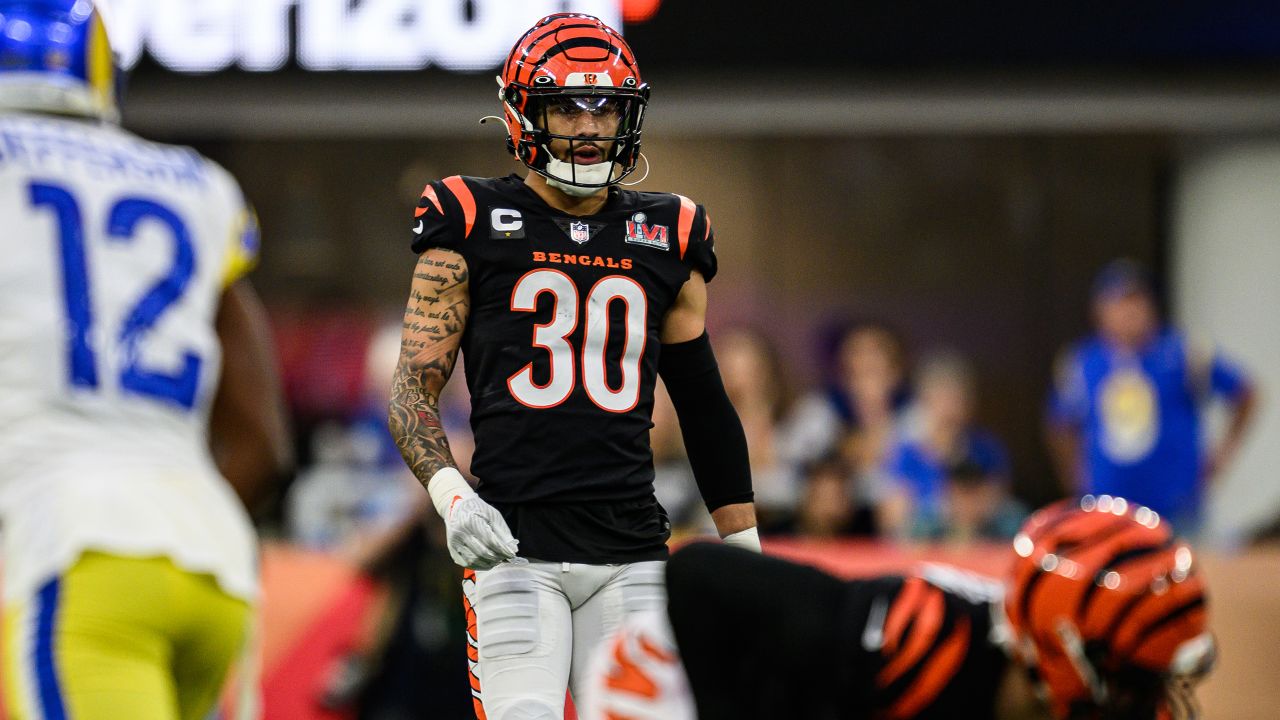 Bengals Designate Bates as Franchise Player