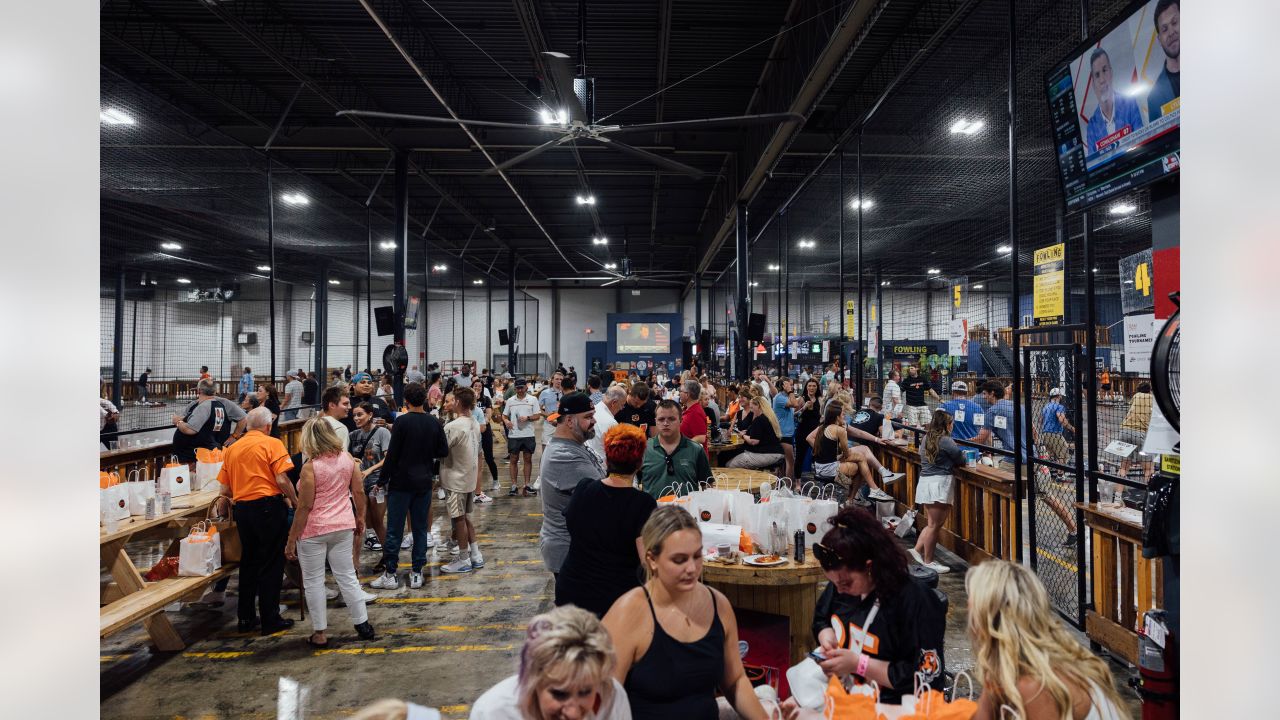 Bengal's Sam Hubbard Hosts 2022 Charity Fowling Tournament