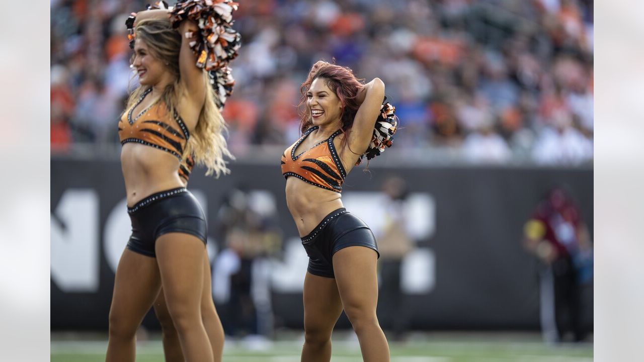 Photos  Ben-Gals Cheerleaders in Week 3 of the 2022 Preseason