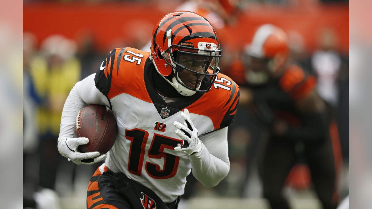 Browns Hold Off Bengals, 26-18