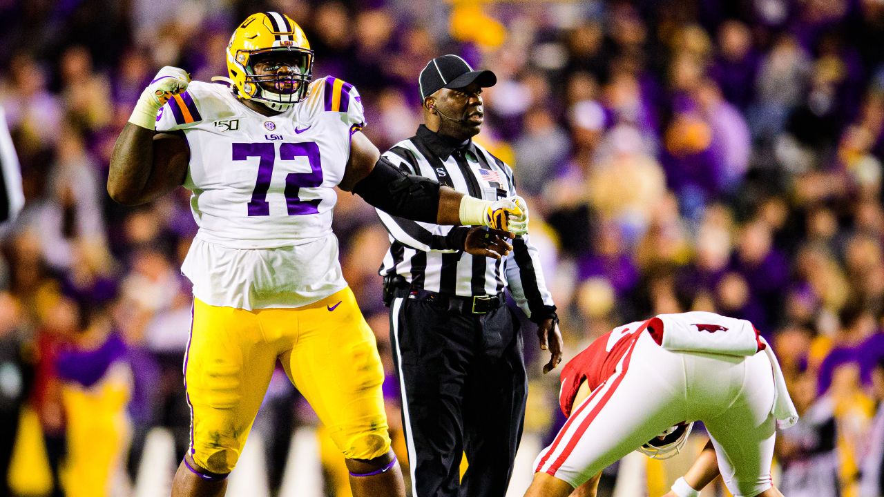 LSU Football on X: Geaux Bengals The big man, Tyler Shelvin, is headed to  Cincy! #NFLDraft ✖️ NFLSU  / X