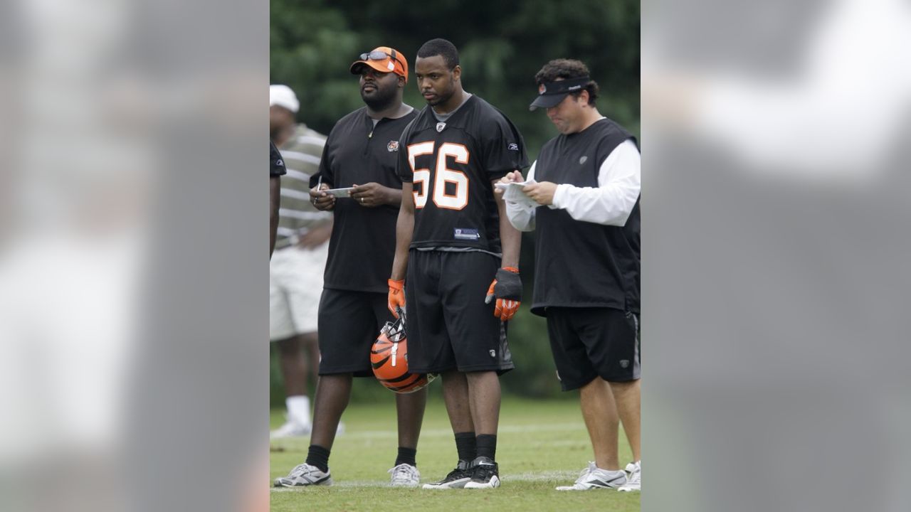 Cincinnati Bengals defensive end Antwan Odom (98) in action during football training  camp during practice Thursday, Aug. 5, 2010, at the NFL football team's training  camp in Georgetown, Ky. (AP Photo/Al Behrman