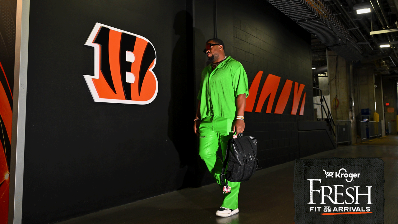 Photos: Bengals Arrive for Week 2