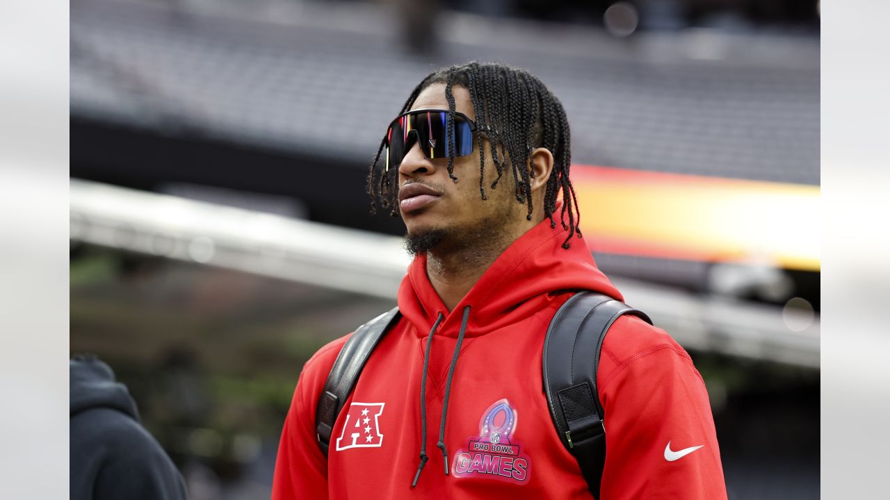 Photos: Flag Football Practice for 2023 Pro Bowl Games