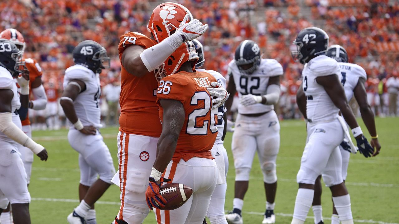 Clemson's Jackson Carman to get position switch for Cincinnati Bengals