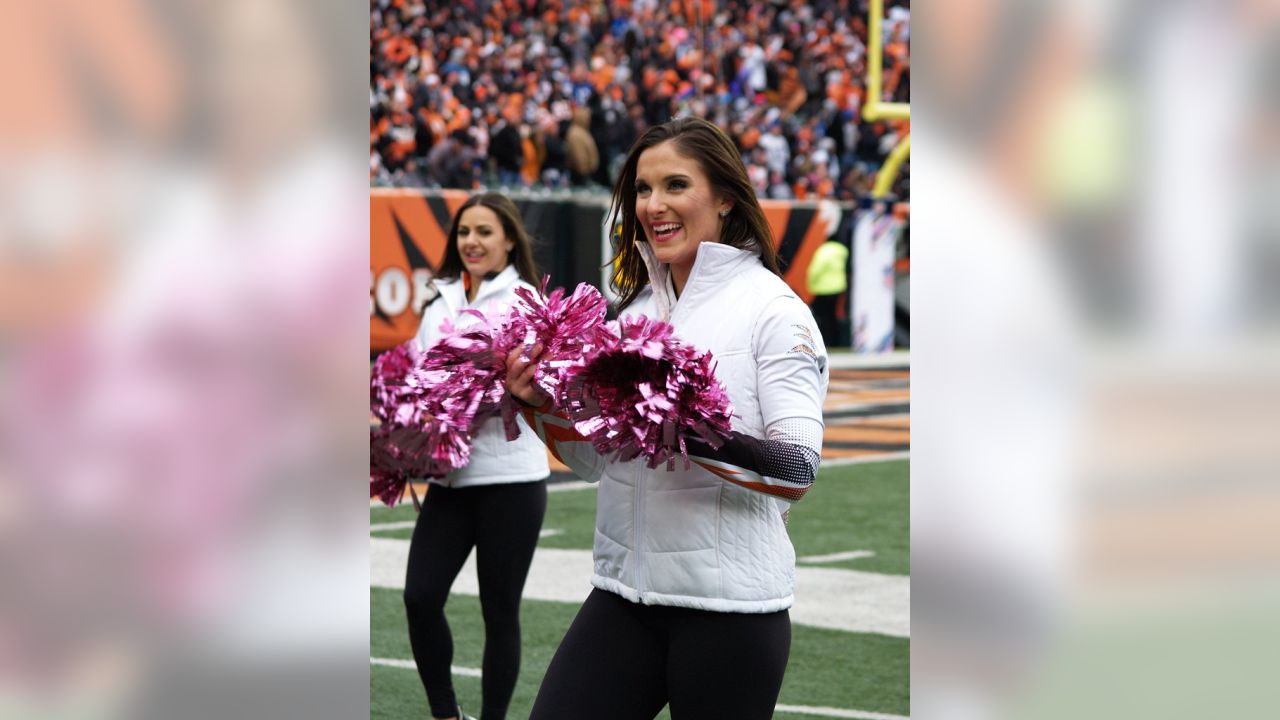 Pro Cheerleader Heaven: Is Cincinnati Bengals Cheerleader Alyson