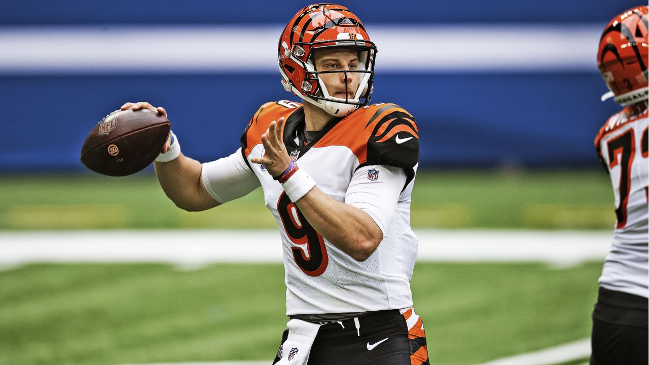 Joe Burrow Cincinnati Bengals Signed Autographed 8x10 Photo (RP)