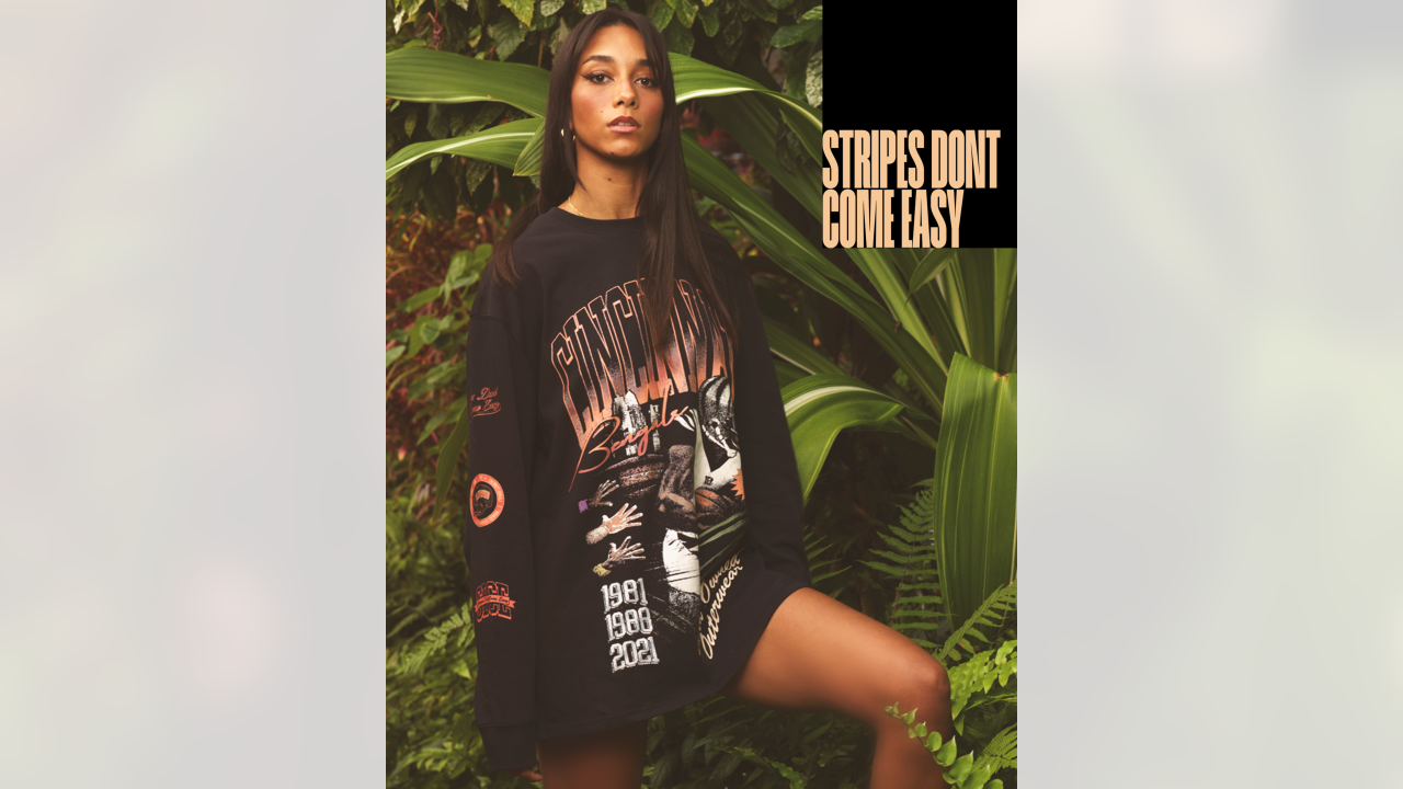 Stripes Dont Come Easy II Badge Jogger – BlaCk OWned OuterWear