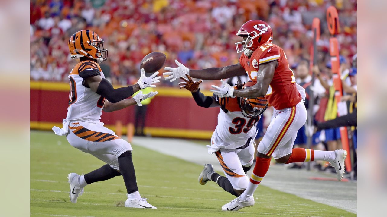 Tremon Smith out, Byron Pringle in for Kansas City Chiefs