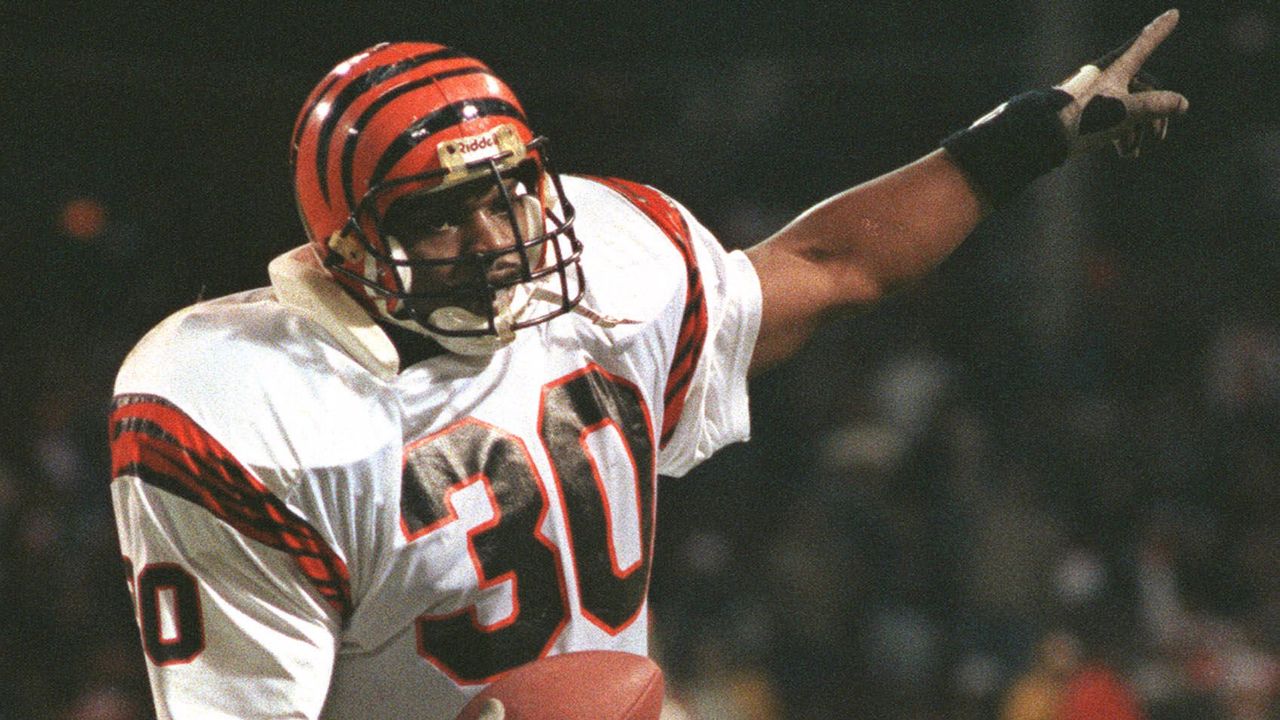 Cincinnati Bengals on Twitter: On December 21, 1980 vs. Cleveland, DE Eddie  Edwards set the Bengals record for sacks in a game with five. #CINvsCLE  #Bengals50  / Twitter