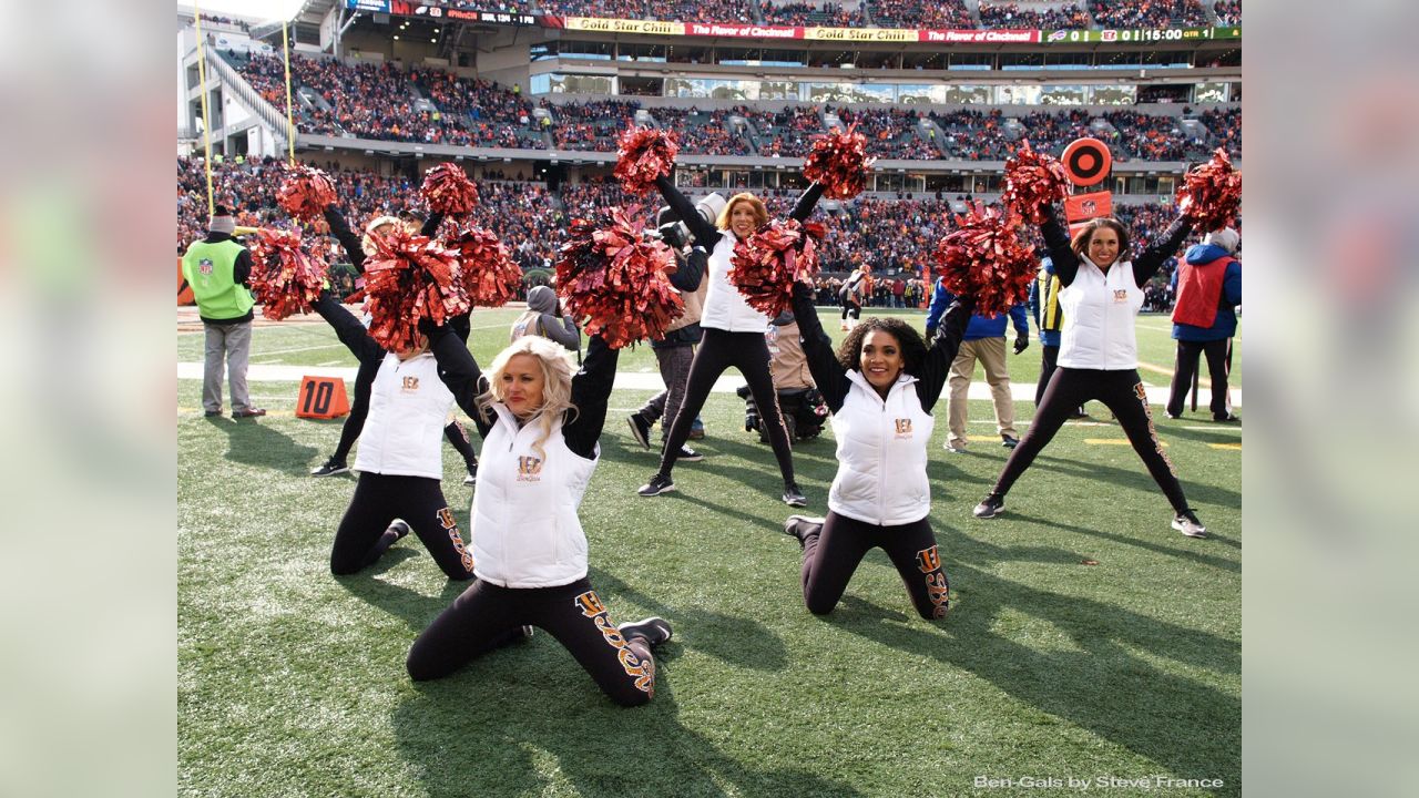 Ben-Gal Cheerleader's Super Bowl trip  University of Kentucky College of  Health Sciences