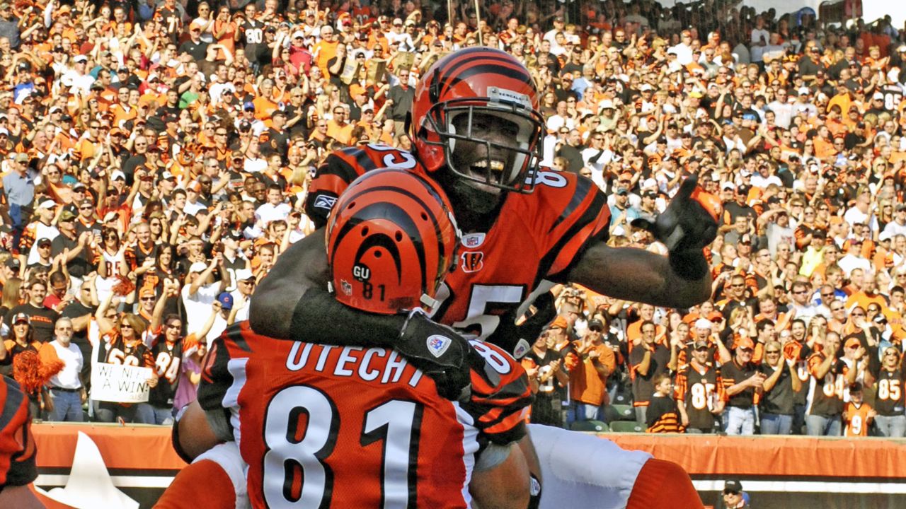 Cincinnati Bengals receiver Chad Johnson runs for a 75-yard touchdown after  catching a pass from Carson Palmer in the first quarter against the  Minnesota Vikings, Sunday, Sept. 18, 2005, in Cincinnati. Vikings