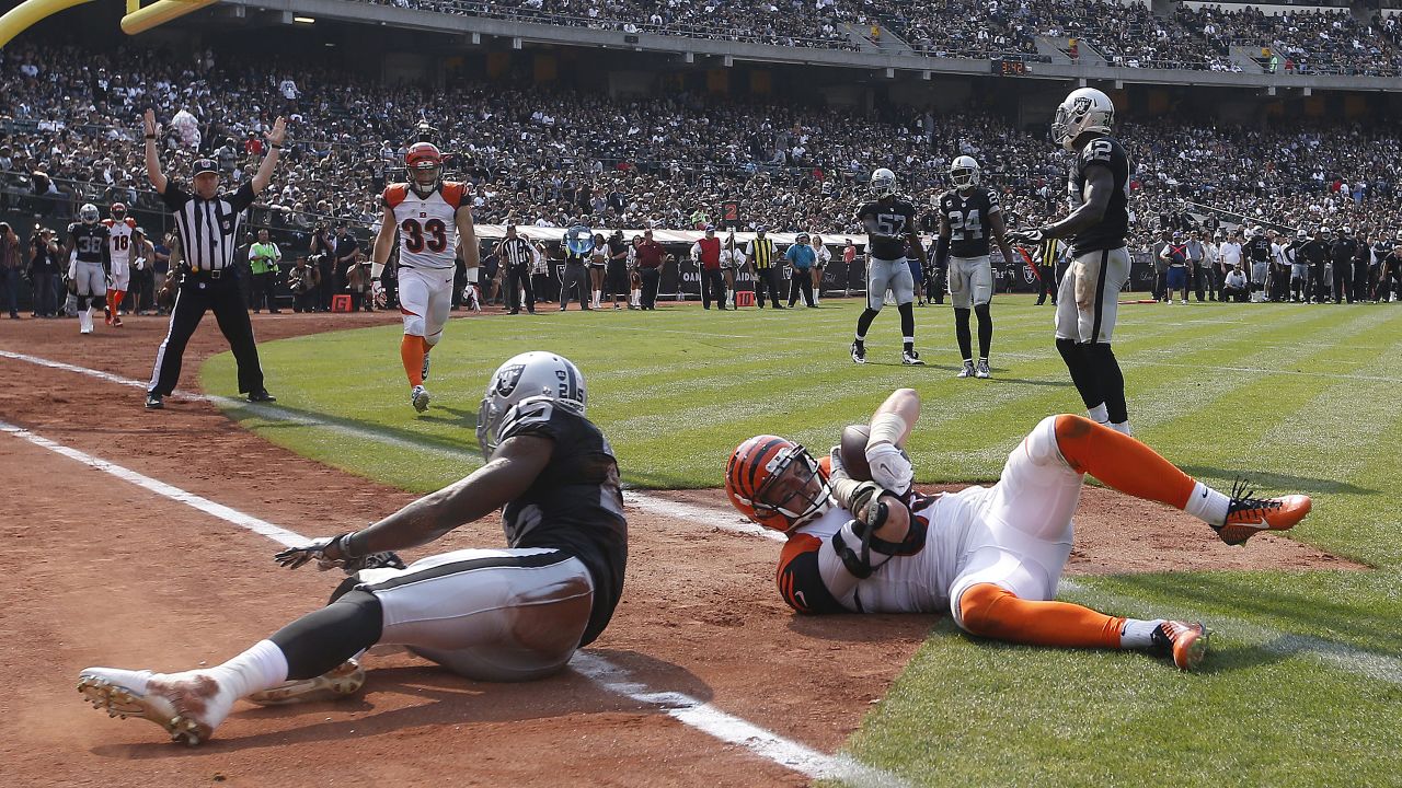 Report: Tyler Eifert re-signs with Bengals on 1-year deal