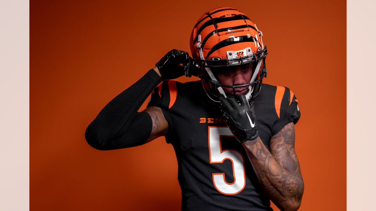 Bengals News (9/17): Tee Higgins changing jersey number to 5 next year -  Cincy Jungle