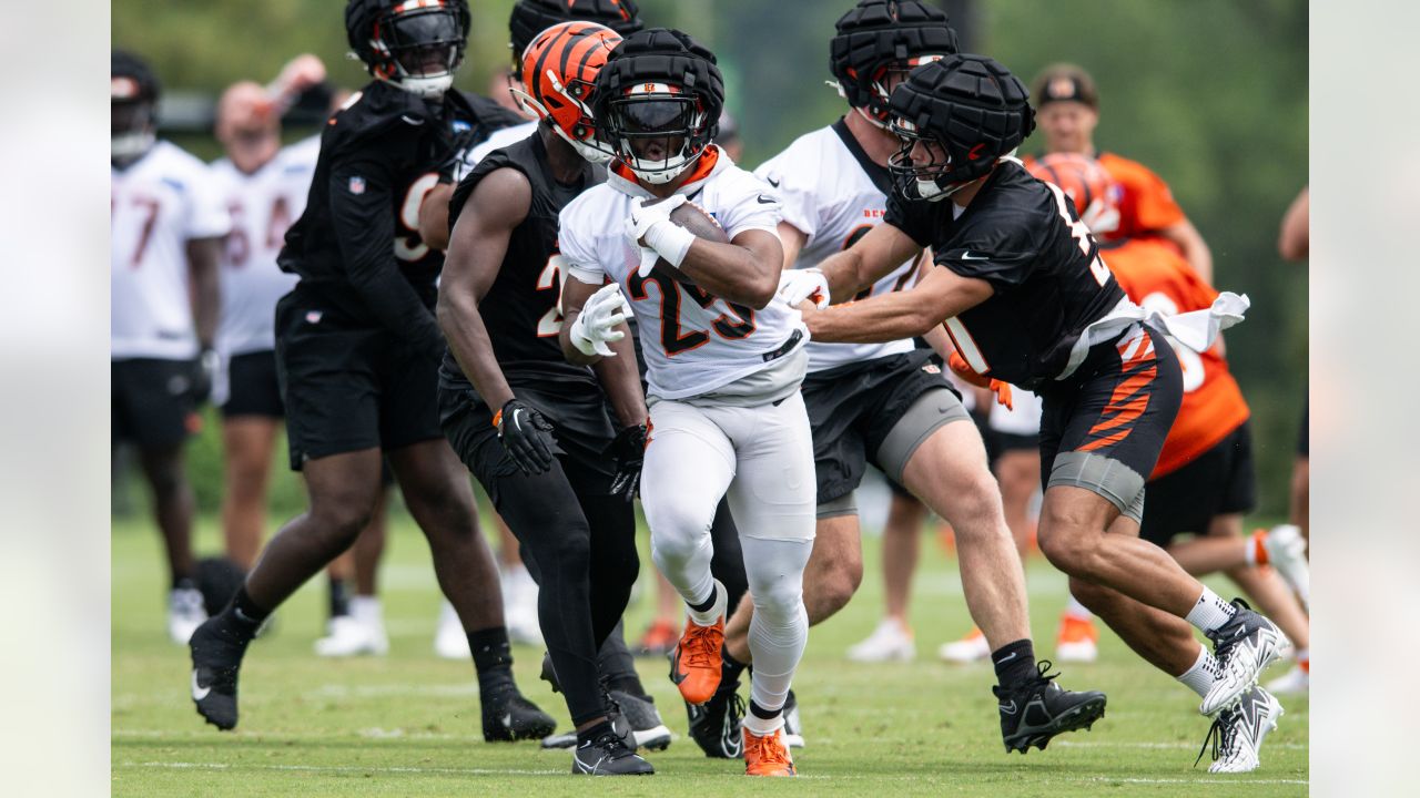 Training Camp Report: Bengals 'Fire Out' Of The Blocks; Burrow