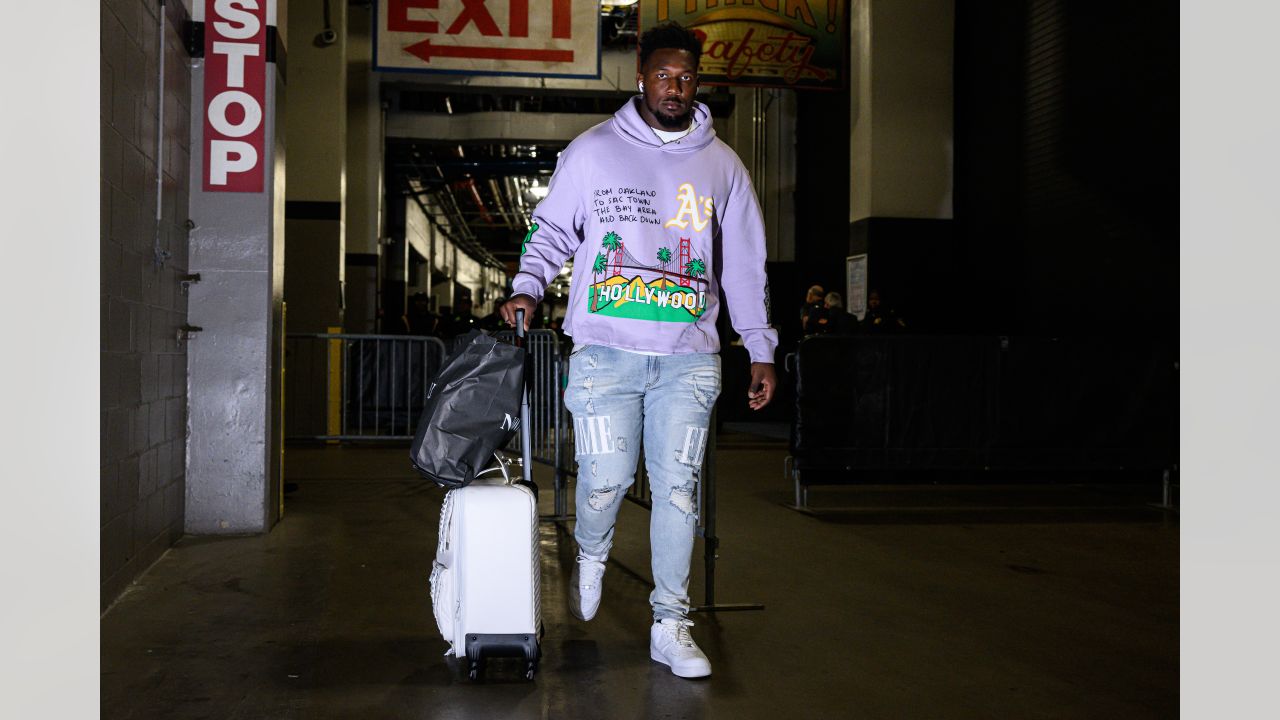 Sports Illustrated on X: Joe Burrow (@JoeyB) showed up wearing Ja'Marr  Chase's National Championship jersey in his return to NOLA 