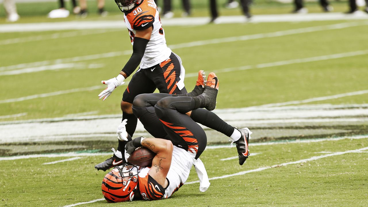 Philadelphia, United States. 27th Sep, 2020. Cincinnati Bengals wide  receiver Auden Tate (19) is tackled by Philadelphia Eagles cornerback  Trevor Williams (41) and Jalen Mills during the second half in week 3