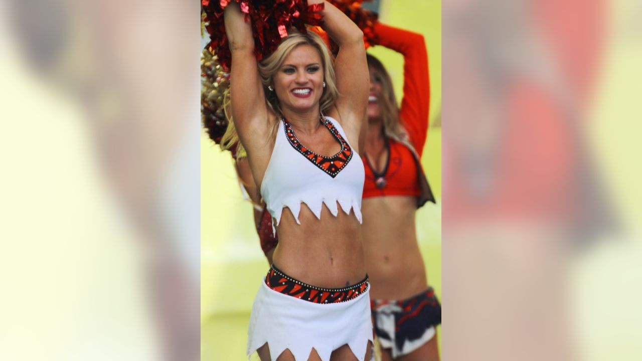 Monday Morning Cheerleader:Tina of the Bengals on Their Wild Card Chances