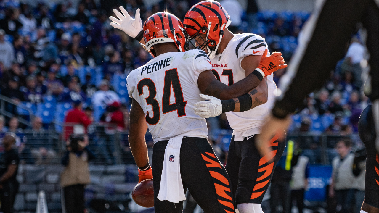 Cincinnati Bengals cornerback Eli Apple (20) runs for the play during an  NFL wild-card football game against the Baltimore Ravens on Sunday, Jan.  15, 2023, in Cincinnati. (AP Photo/Emilee Chinn Stock Photo 