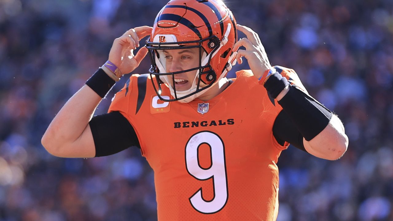 Cincinnati Bengals defeat the Pittsburgh Steelers 41-10