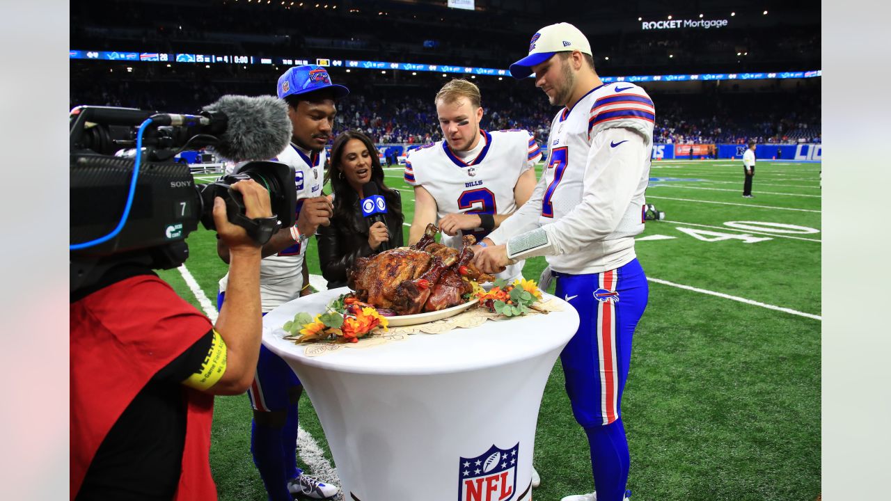 Lions prove they belong but can't quite beat the Bills on Thanksgiving