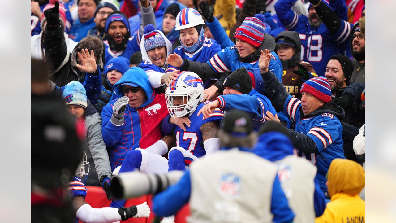 Best fan photos from Bills vs. Vikings