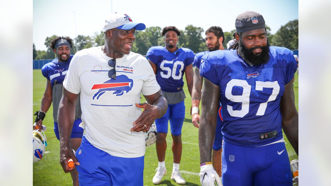 Bills defensive ends impress Hall of Famer Bruce Smith heading into the  2021 season