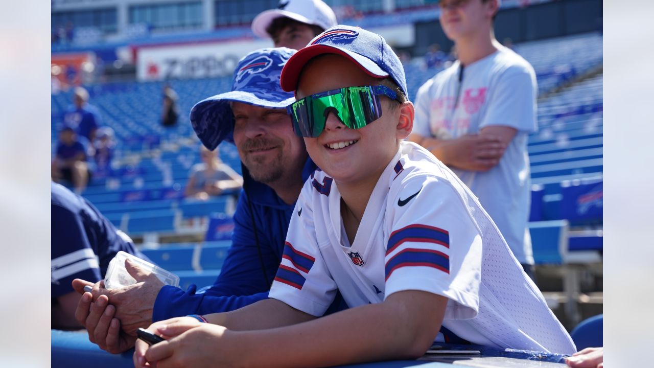 Fans tailgate for the first Broncos preseason game of 2022 