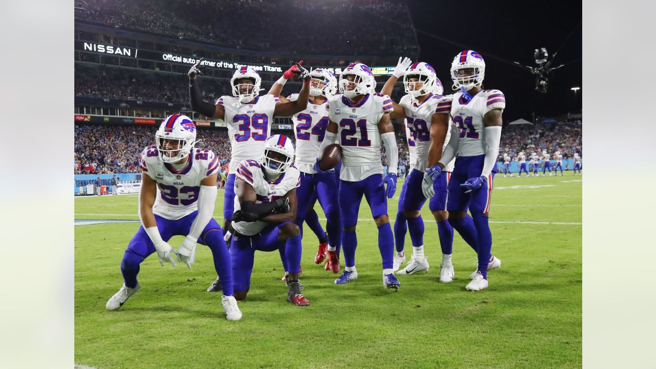 Photographers' choice  Best Bills Action Photos from 2022