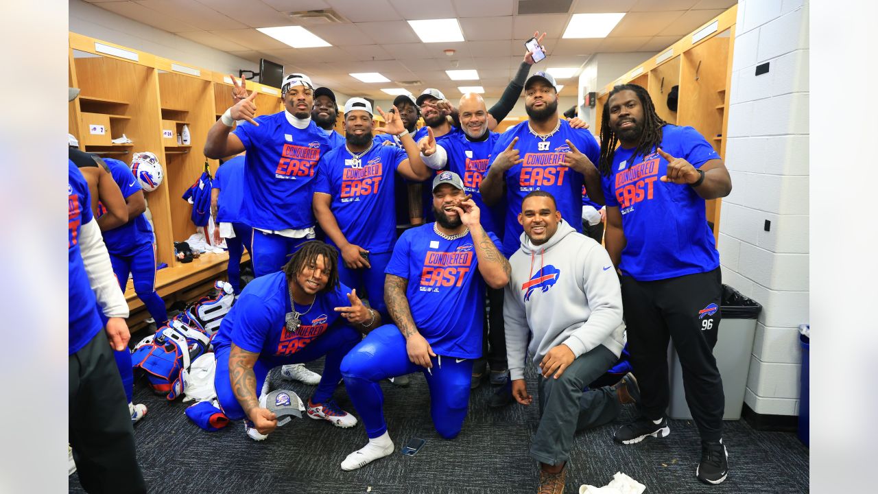 Singletary, Cook lead way as Bills beat Bears for AFC East – KGET 17