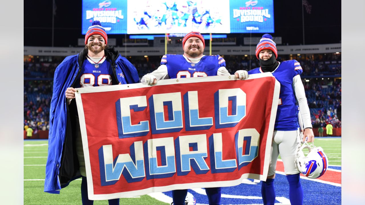 Buffalo Bills PR on X: #Shoutout: The Bills have now won four consecutive  home playoff games, the second-longest streak in team history (won nine  home games in a row between 1988-95).  /