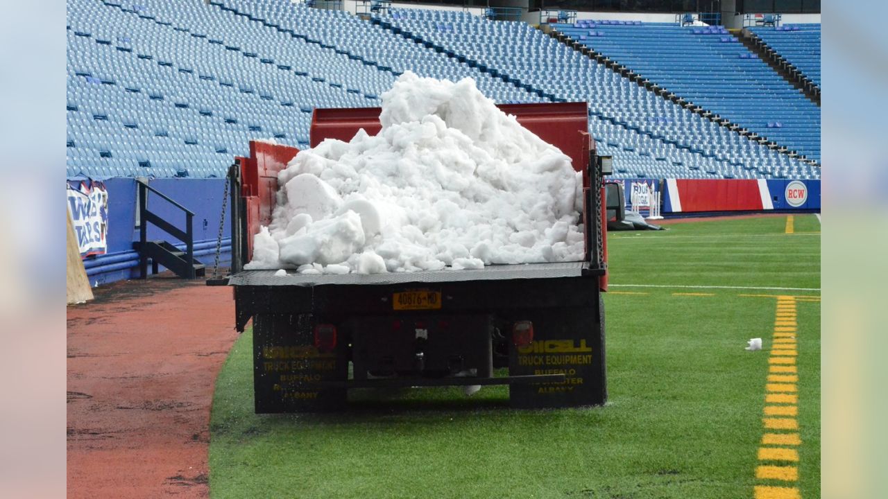 Snow shovelers needed at Highmark Stadium