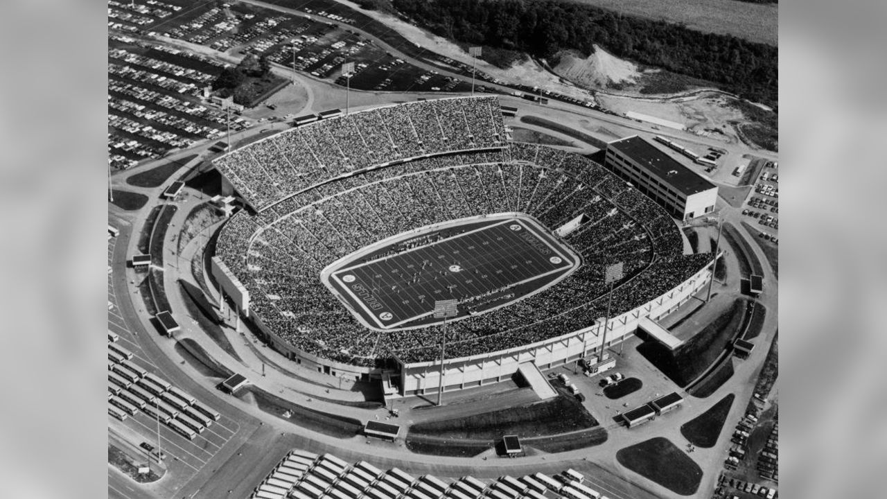 Postcard Rich Stadium, Home of the Buffalo Bills, Orchard Park NY K58