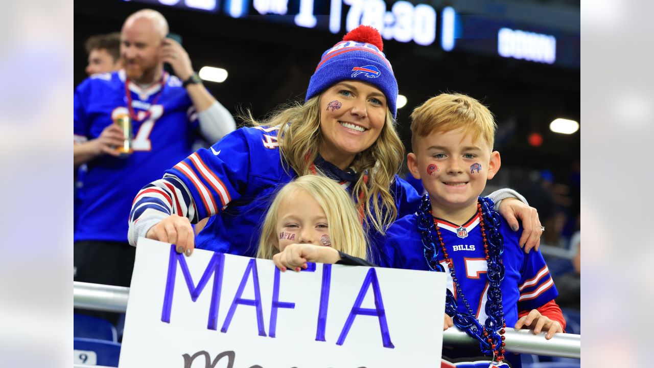 Buffalo Bills on Fanatics - Happy Thanksgiving from the #Fanatics family!