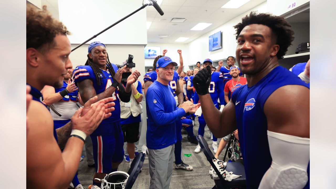 Twitter reactions: Bills fans celebrate after dominant 31-10 over Los  Angeles Rams