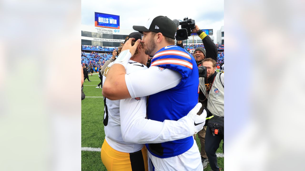 Josh Allen, Bills players react to Gonzaga winning on buzzer