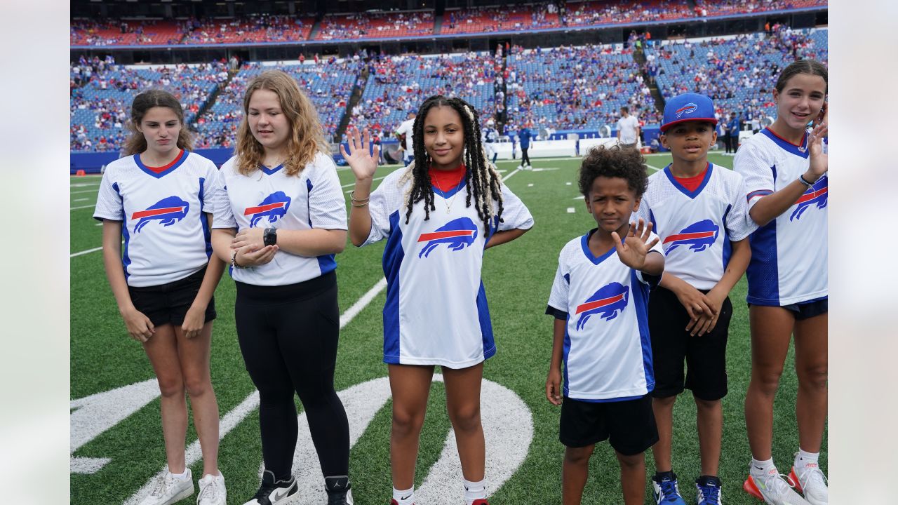 Best photos from Buffalo Bills Kids Day