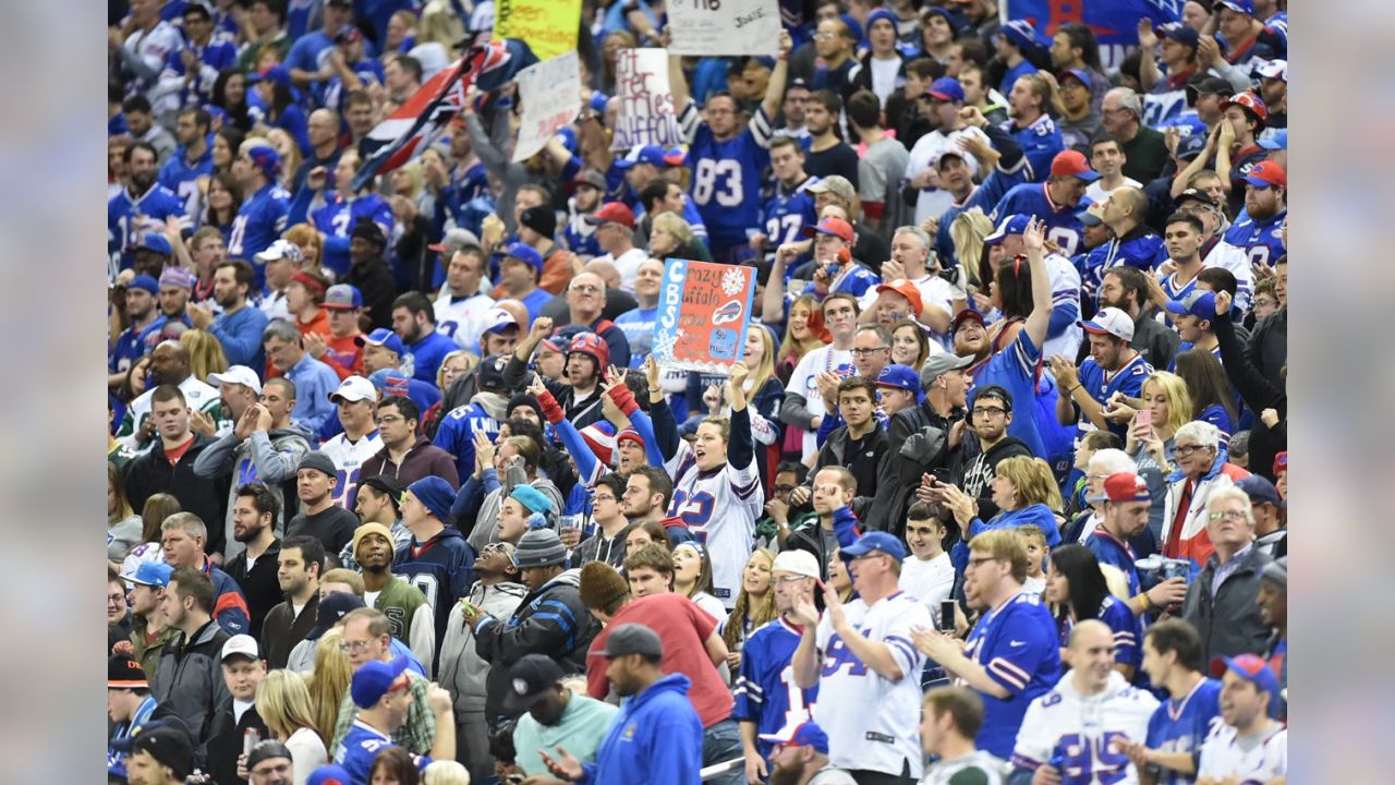 Buffalo Bills thankful for crowd, victory at Ford Field