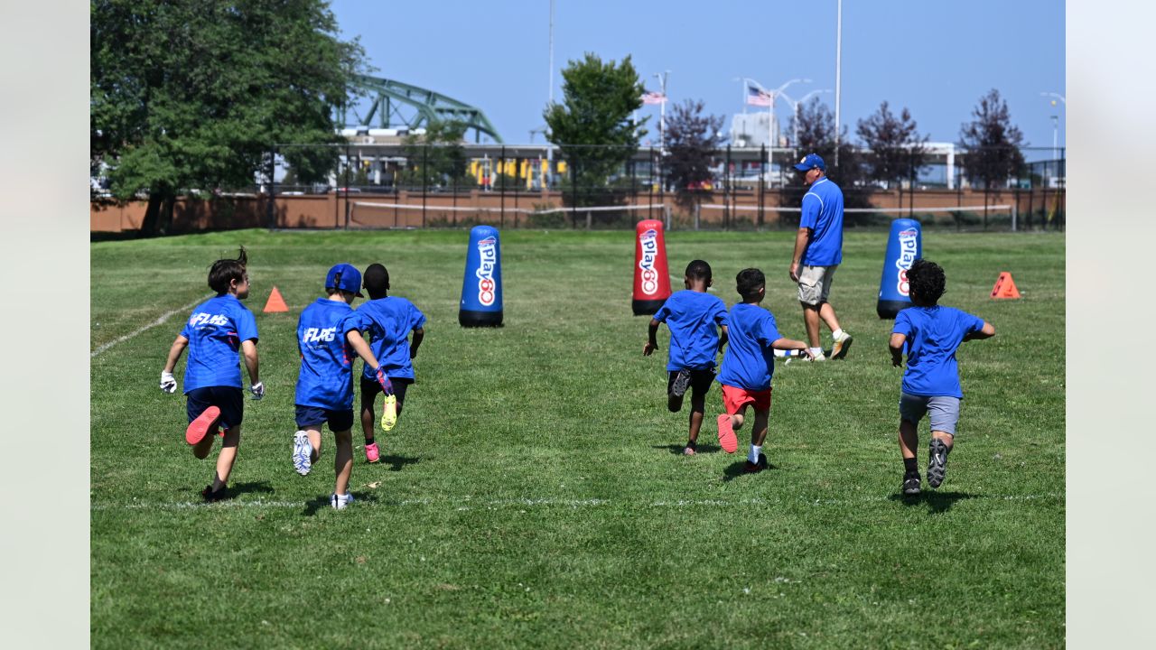 Buffalo Bills' Damar Hamlin Hosts Youth Football Camp - Sports