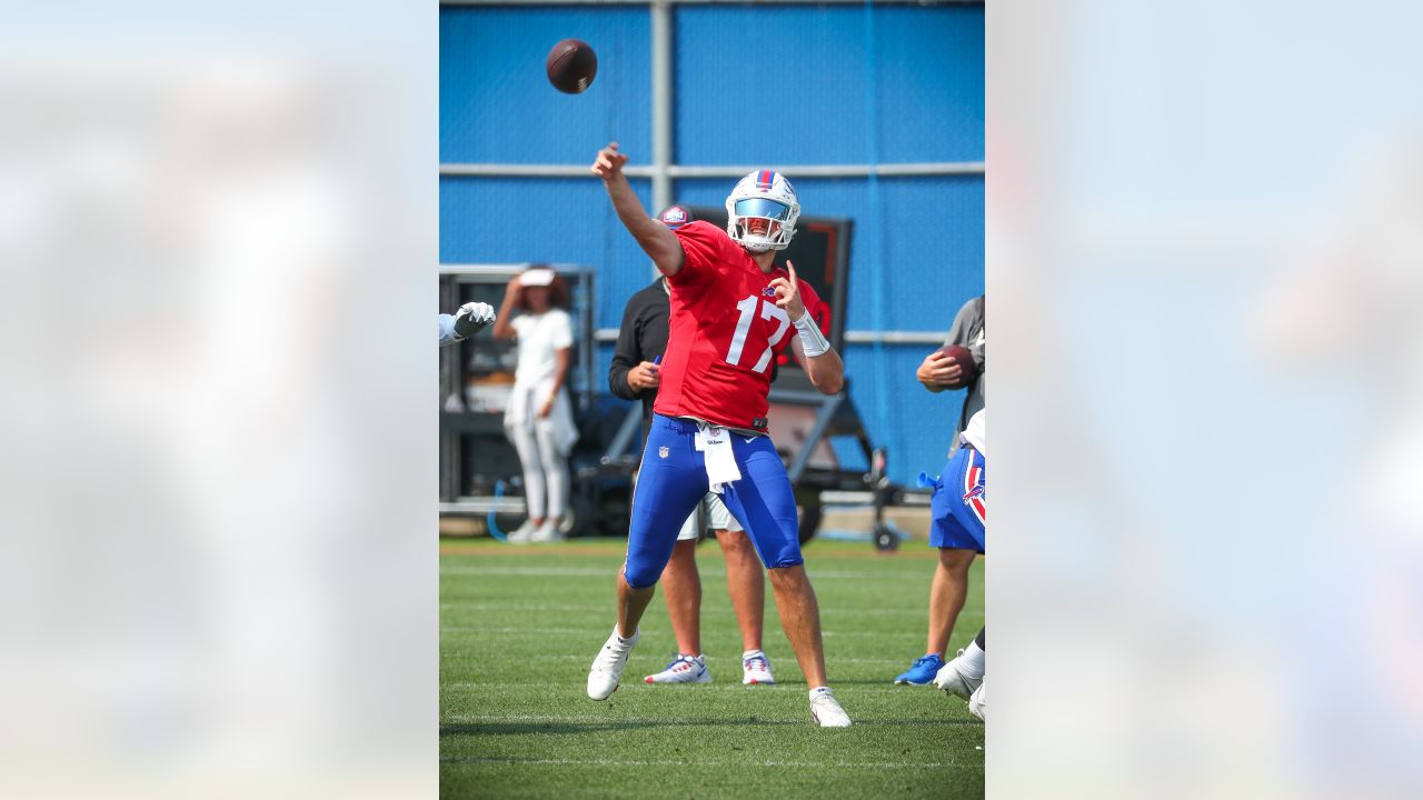 Buffalo Bills training camp photos, Day 10: Offense on display