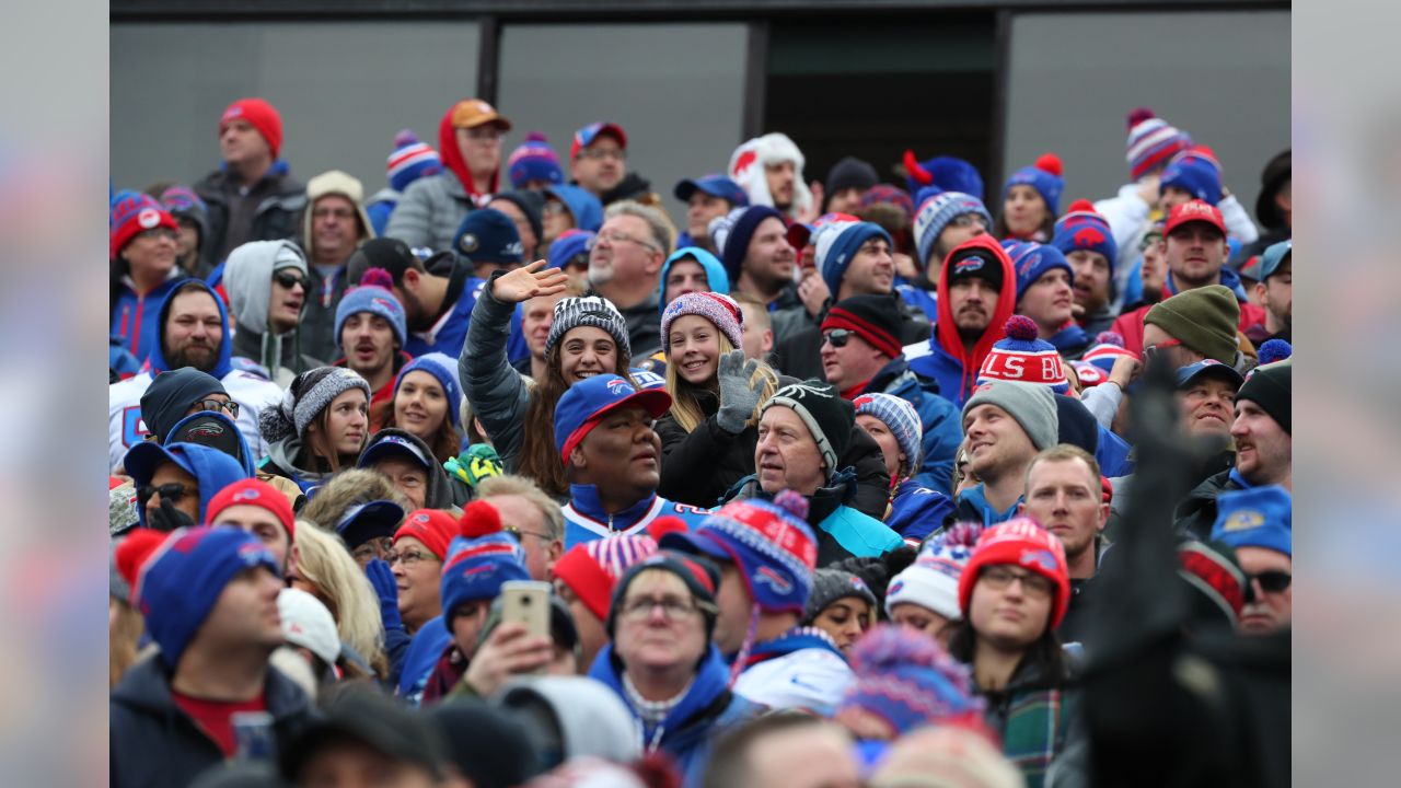 Say Cheese: Bills Fans at the 2018 Home Opener