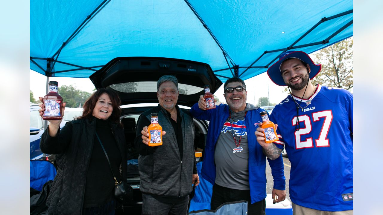 Buffalo Bills on X: You better Billieve it. @Pepsi brought in  @ThurmanThomas to give a few lucky Bills fans an unbillievable home  tailgate experience. Head to  for your chance to  score