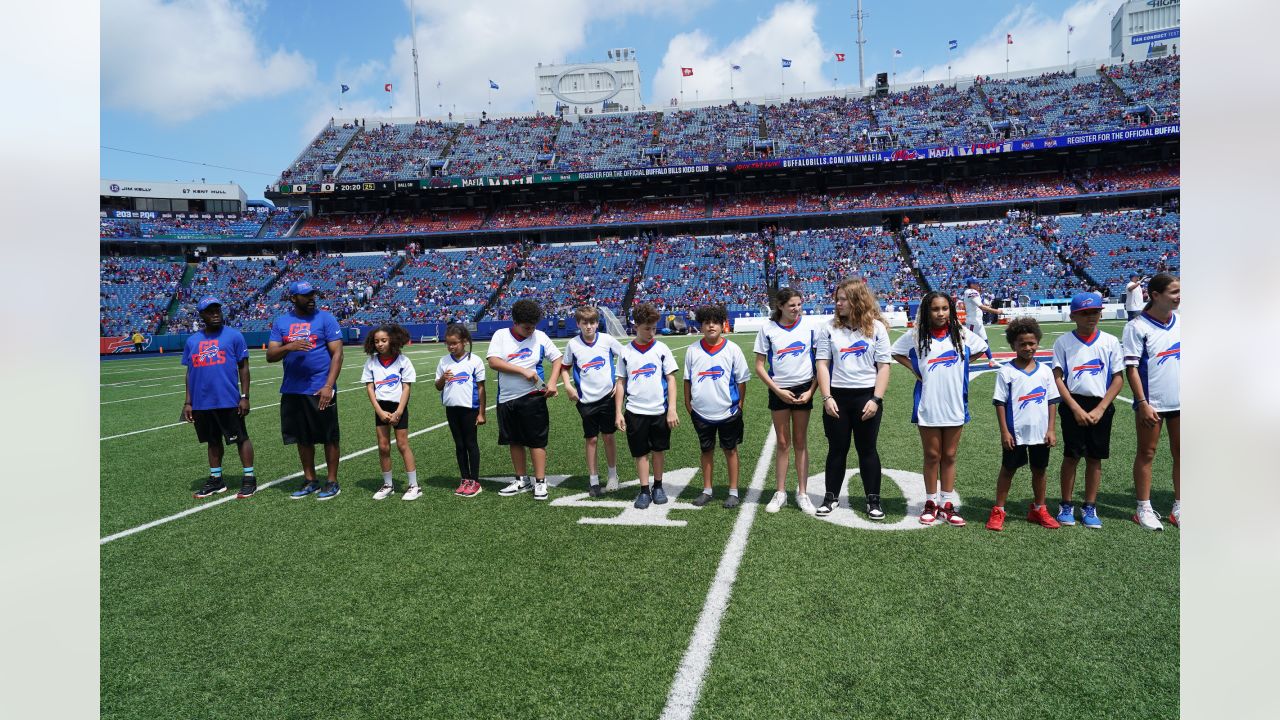 Best photos from Buffalo Bills Kids Day