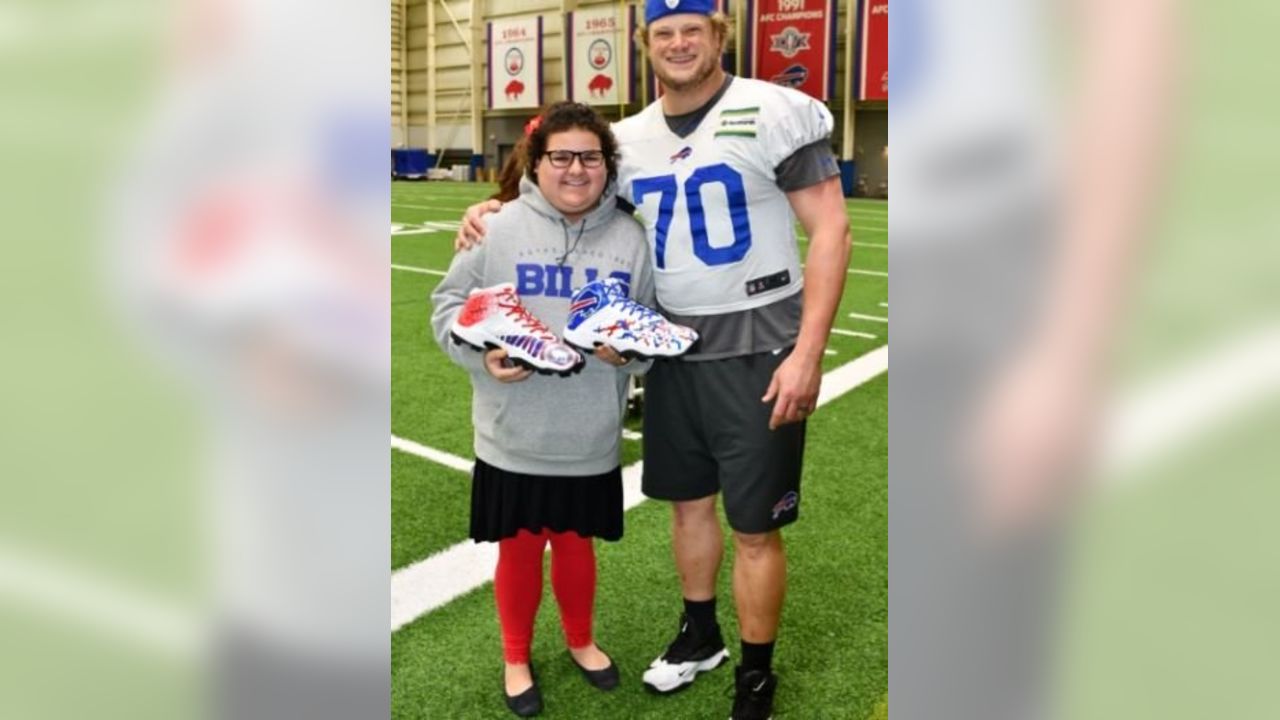 Bills' Eric Wood motivated by memory of brother's smile