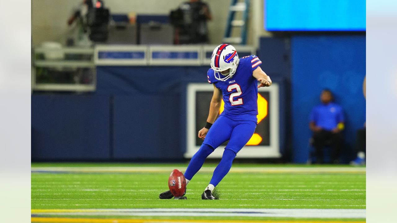 Buffalo Bills Los Angeles Rams Fans Support Nfl Game Silhouette – Stock  Editorial Photo © kovop58@gmail.com #390619330