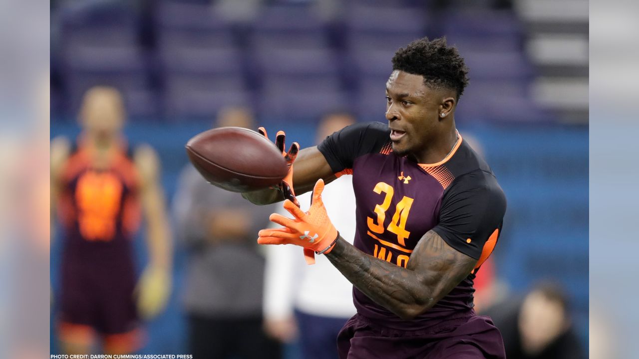 D.K. Metcalf Runs a 4.33 40-Yard Dash